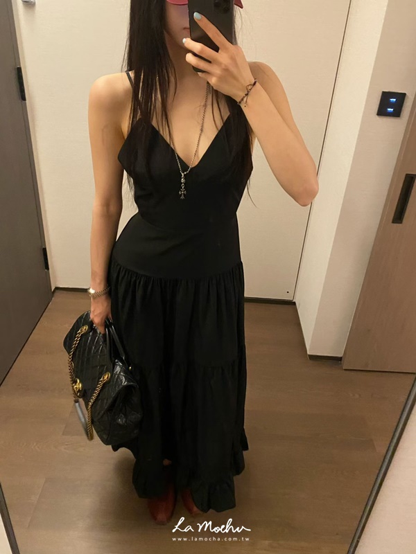 細肩v領層次長洋裝